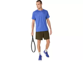 CAMISETA DE MANGA CURTA COM ESTAMPA DE JOGO POR TODA PARTE